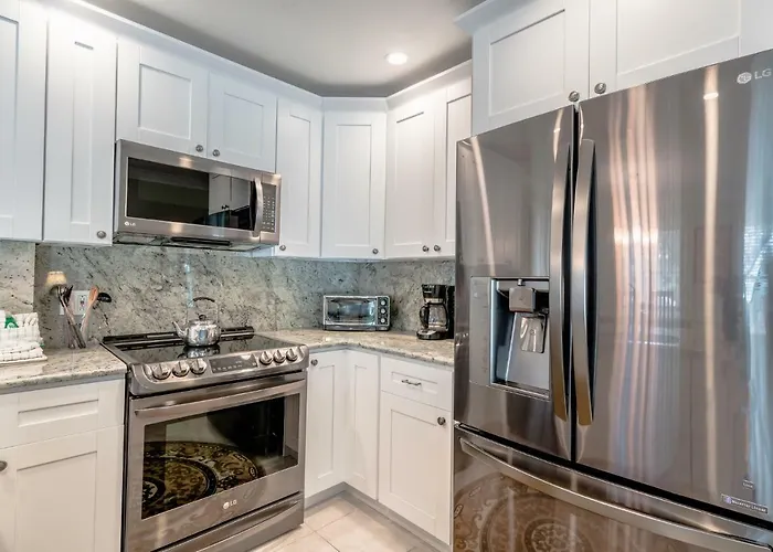 Shore Haven Unit 5a Apartment